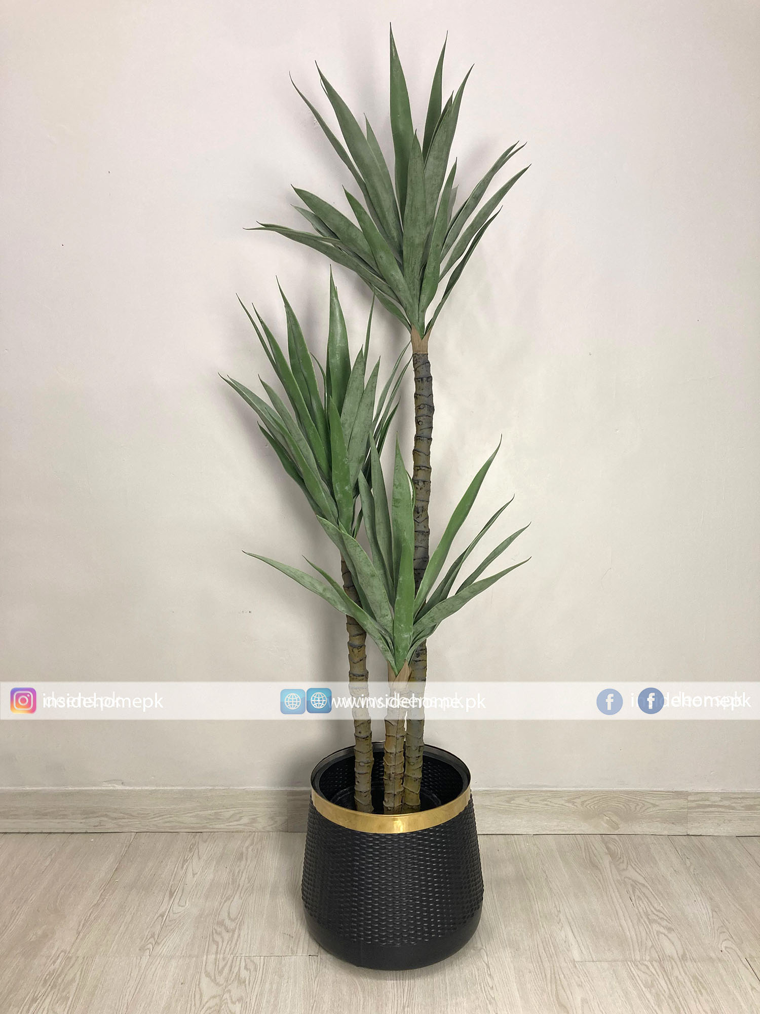 Agave Plant With Planter PL1028
